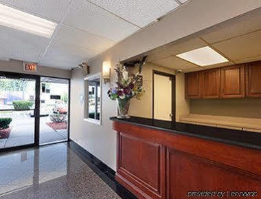Super 8 By Wyndham Bridgeview/chicago Area